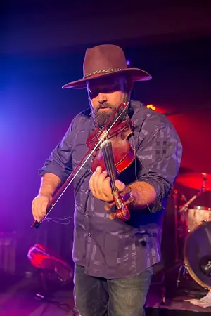 Country Tribute