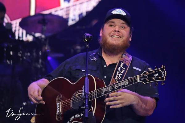 Luke Combs London 2019