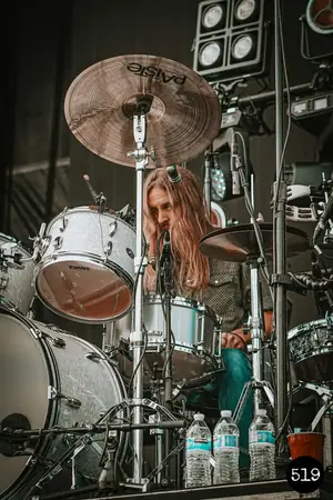 Faster Horses