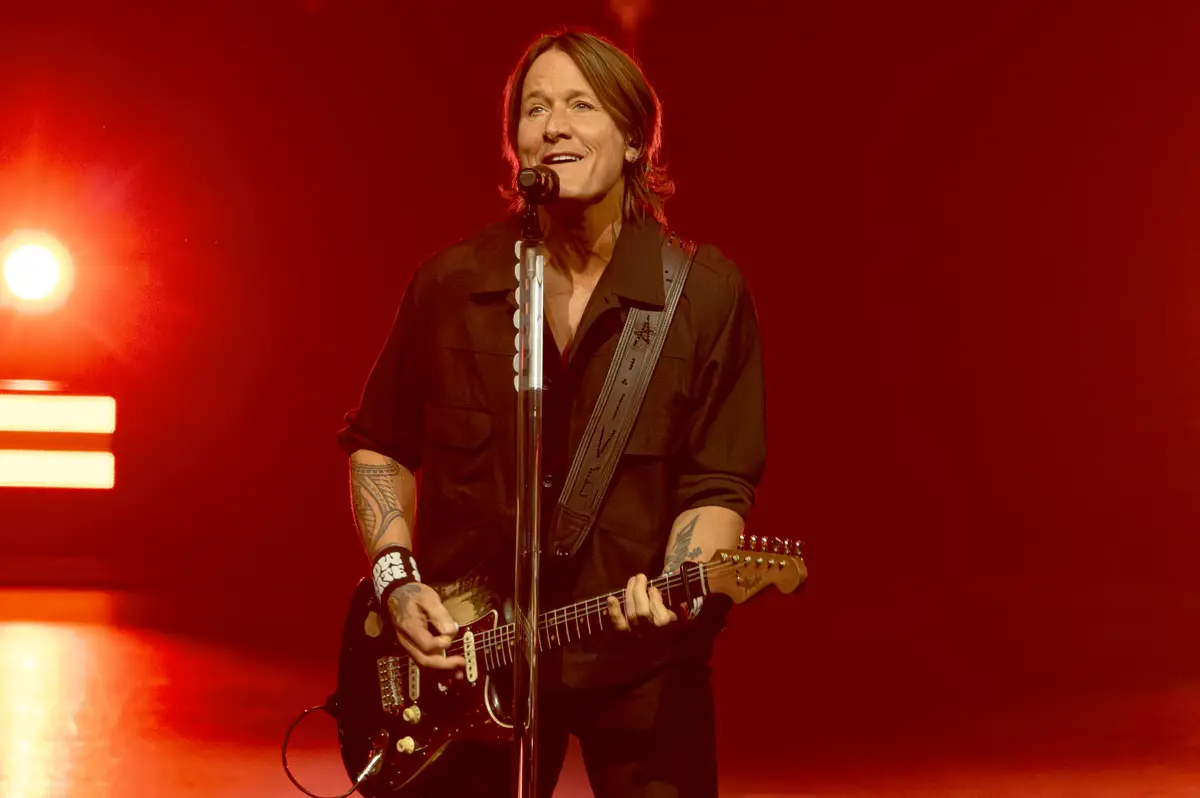 Inside Keith Urban's Most Intimate Ontario Show in Years