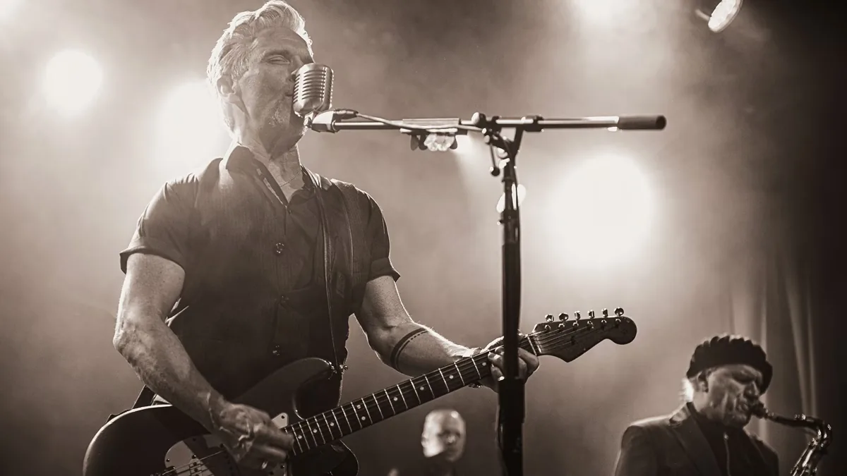 Colin James: Three Decades of Blues, Rock, and Reflections