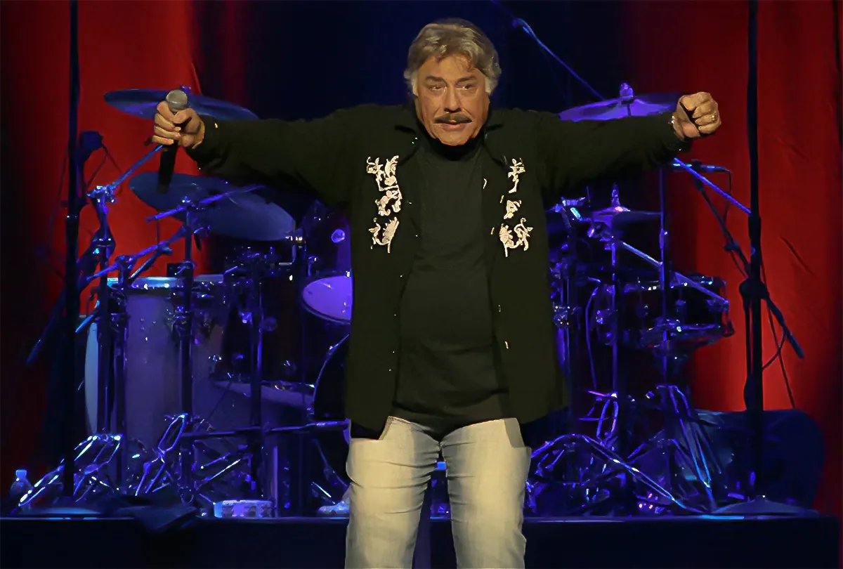 Beyond the Hits: Tony Orlando's Enduring Spirit Shines in Windsor